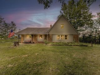 Foreclosed Home - 8650 NEW HARMONY RD, 46151