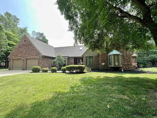 Foreclosed Home - 2973 GOLF COURSE DR, 46151