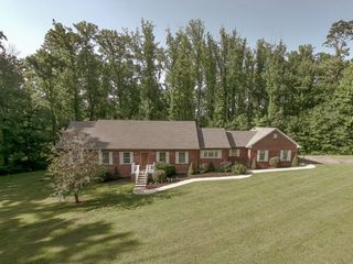 Foreclosed Home - 214 S CLEAR CREEK DR, 46151