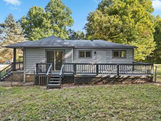 Foreclosed Home - 5730 POFF RD, 46151