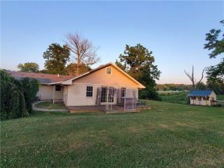 Foreclosed Home - 9352 N STATE ROAD 39, 46158