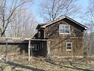 Foreclosed Home - 2086 BELL RD, 46160