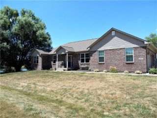 Foreclosed Home - 5026 W STONEHAVEN LN, 46163