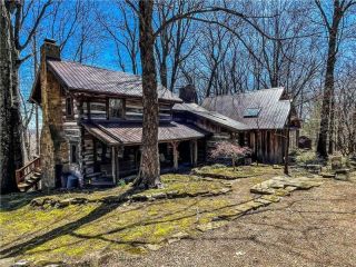 Foreclosed Home - 3499 RASPBERRY LN, 46164
