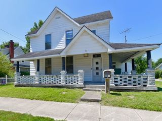 Foreclosed Home - 528 S CENTER ST, 46168