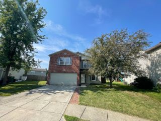 Foreclosed Home - 2418 WOODMONT CT, 46168