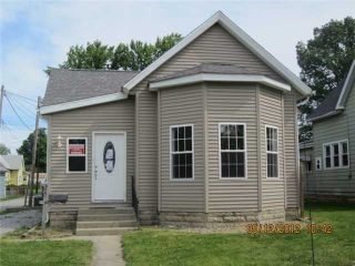 Foreclosed Home - 320 E 6TH ST, 46173