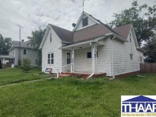 Foreclosed Home - 104 N HARRISON ST, 46175