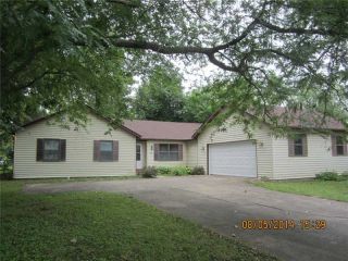 Foreclosed Home - 1243 Oak Ln, 46176