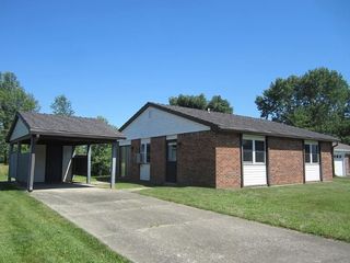 Foreclosed Home - 1401 CANTERBURY DR, 46176