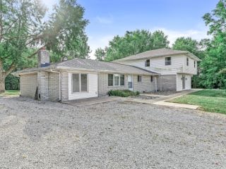 Foreclosed Home - 5004 N BRANDYWINE RD, 46176