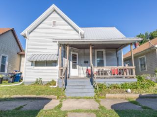 Foreclosed Home - 917 ELM ST, 46176