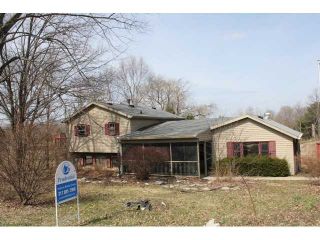 Foreclosed Home - 8748 S PEOGA RD, 46181