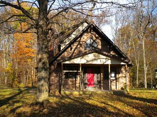 Foreclosed Home - 8723 S SLEEPY HOLLOW RD, 46182