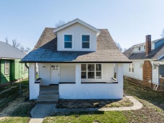 Foreclosed Home - 215 N OAKLAND AVE, 46201