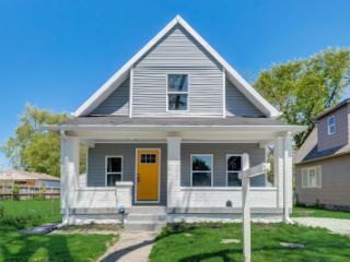 Foreclosed Home - 3332 E VERMONT ST, 46201