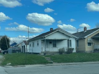 Foreclosed Home - 4111 E 13TH ST, 46201