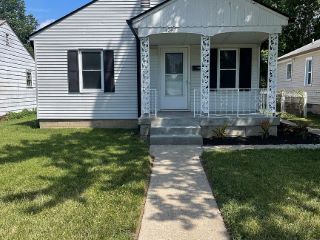 Foreclosed Home - 4742 E 16TH ST, 46201