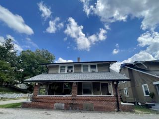 Foreclosed Home - 2407 E 16TH ST, 46201