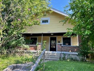 Foreclosed Home - 1210 FINLEY AVE, 46203