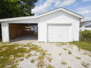 Foreclosed Home - 1033 CAMERON ST, 46203