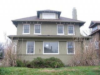 Foreclosed Home - 904 E 38TH ST, 46205