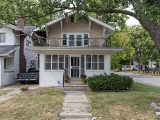 Foreclosed Home - 3272 N COLLEGE AVE, 46205