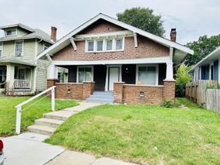 Foreclosed Home - 3753 RUCKLE ST, 46205