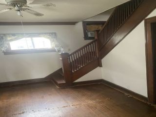 Foreclosed Home - 221 W 32ND ST, 46208