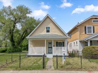 Foreclosed Home - 718 W 26TH ST, 46208