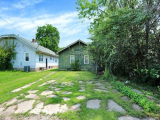 Foreclosed Home - 3920 BYRAM AVE, 46208