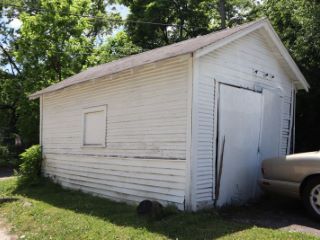 Foreclosed Home - 415 BERNARD AVE, 46208