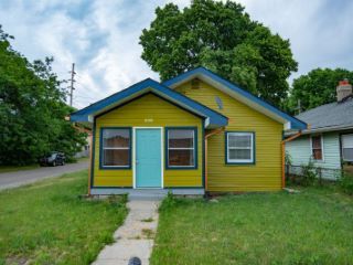 Foreclosed Home - List 100807258