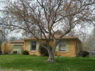Foreclosed Home - 6814 CASTLE MANOR DR, 46214