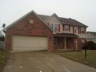 Foreclosed Home - 1832 FULLERTON DR, 46214