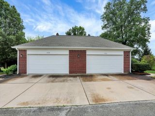 Foreclosed Home - 8326 E 56TH ST, 46216