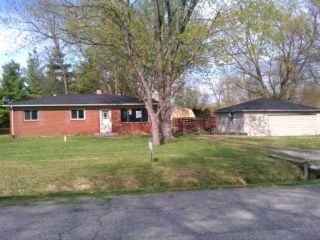 Foreclosed Home - 7940 FOREST PARK DR, 46217