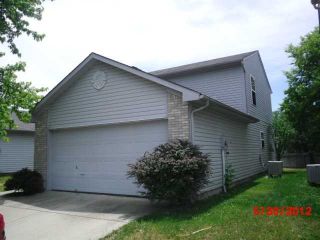 Foreclosed Home - 647 DEER TRAIL DR, 46217