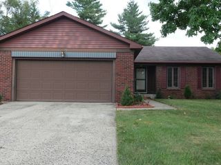 Foreclosed Home - 5823 MARCIA LN, 46217