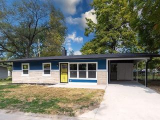 Foreclosed Home - 4750 MUNTER LN, 46218