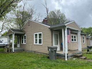 Foreclosed Home - 5645 E 20TH ST, 46218
