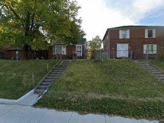 Foreclosed Home - 2211 E 38TH ST, 46218