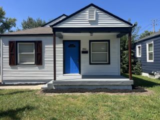 Foreclosed Home - 1952 N DREXEL AVE, 46218