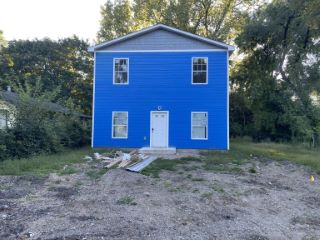 Foreclosed Home - 3264 ORCHARD AVE, 46218