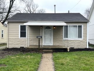 Foreclosed Home - 5901 GREENFIELD AVE, 46219