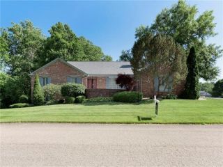 Foreclosed Home - 6535 HYTHE RD, 46220
