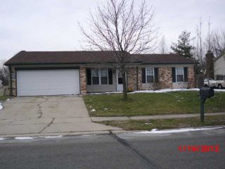 Foreclosed Home - 5732 OLD MILL DR, 46221