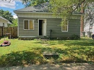 Foreclosed Home - 1318 N WARMAN AVE, 46222