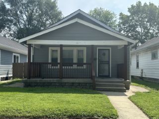 Foreclosed Home - 1215 N WARMAN AVE, 46222