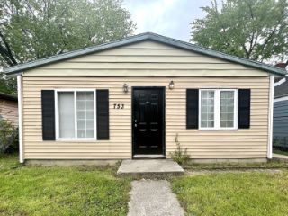 Foreclosed Home - 753 N ARNOLDA AVE, 46222